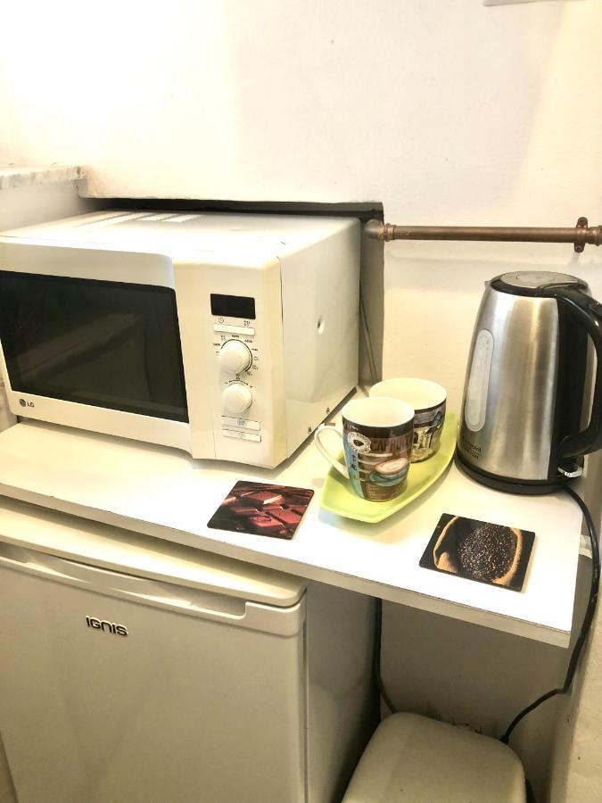Joy House -Central City Near Metro Arco Della Pace Brera-Entire Apartment Perfect For Work & Play, Nightlife With Ac & Fast Wifi Welcome To The Cool Joy House! Milão Exterior foto