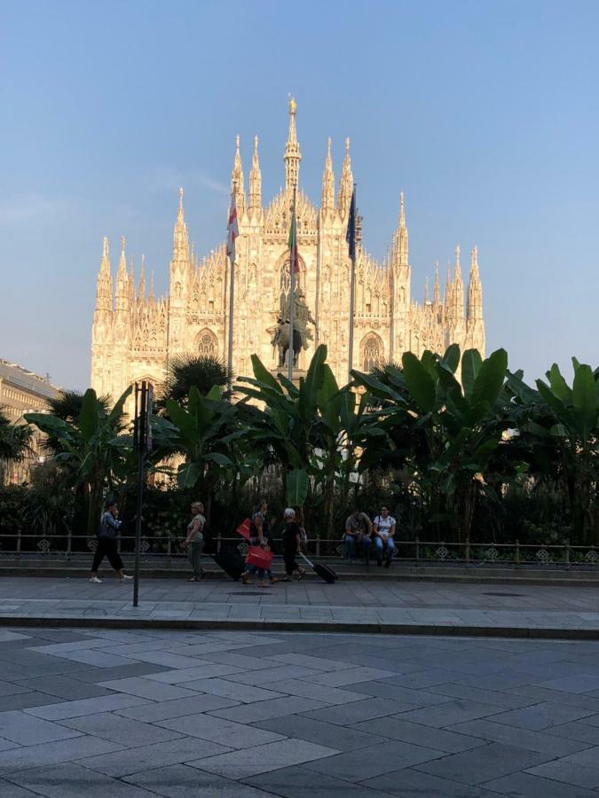 Joy House -Central City Near Metro Arco Della Pace Brera-Entire Apartment Perfect For Work & Play, Nightlife With Ac & Fast Wifi Welcome To The Cool Joy House! Milão Exterior foto